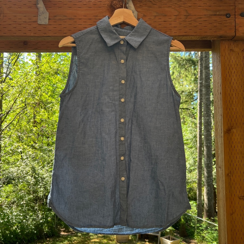 Tradlands Highland Chambray Essential Tank